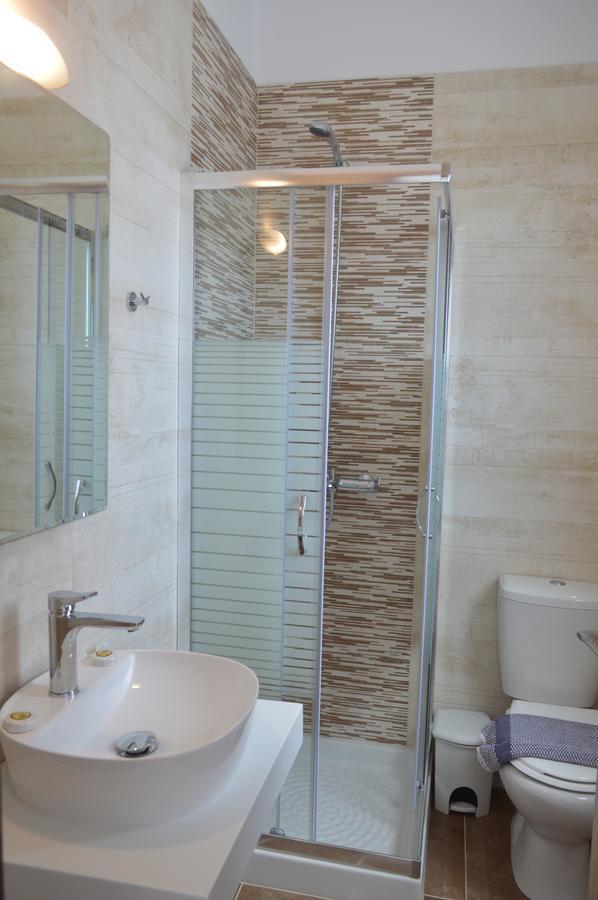 Gennadi Gardens Exclusive Apartments Bagian luar foto