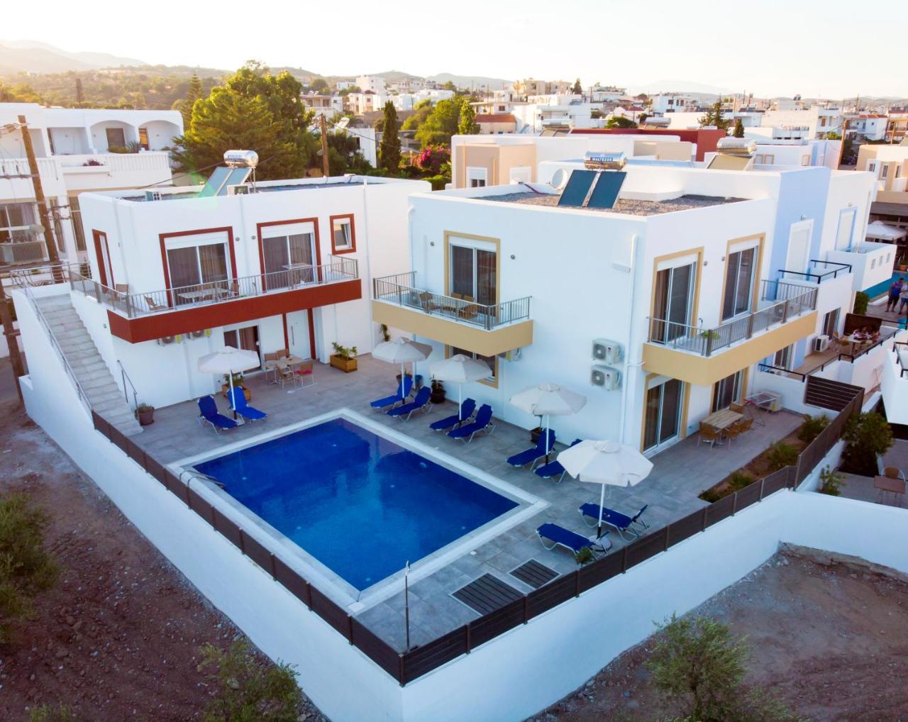 Gennadi Gardens Exclusive Apartments Bagian luar foto