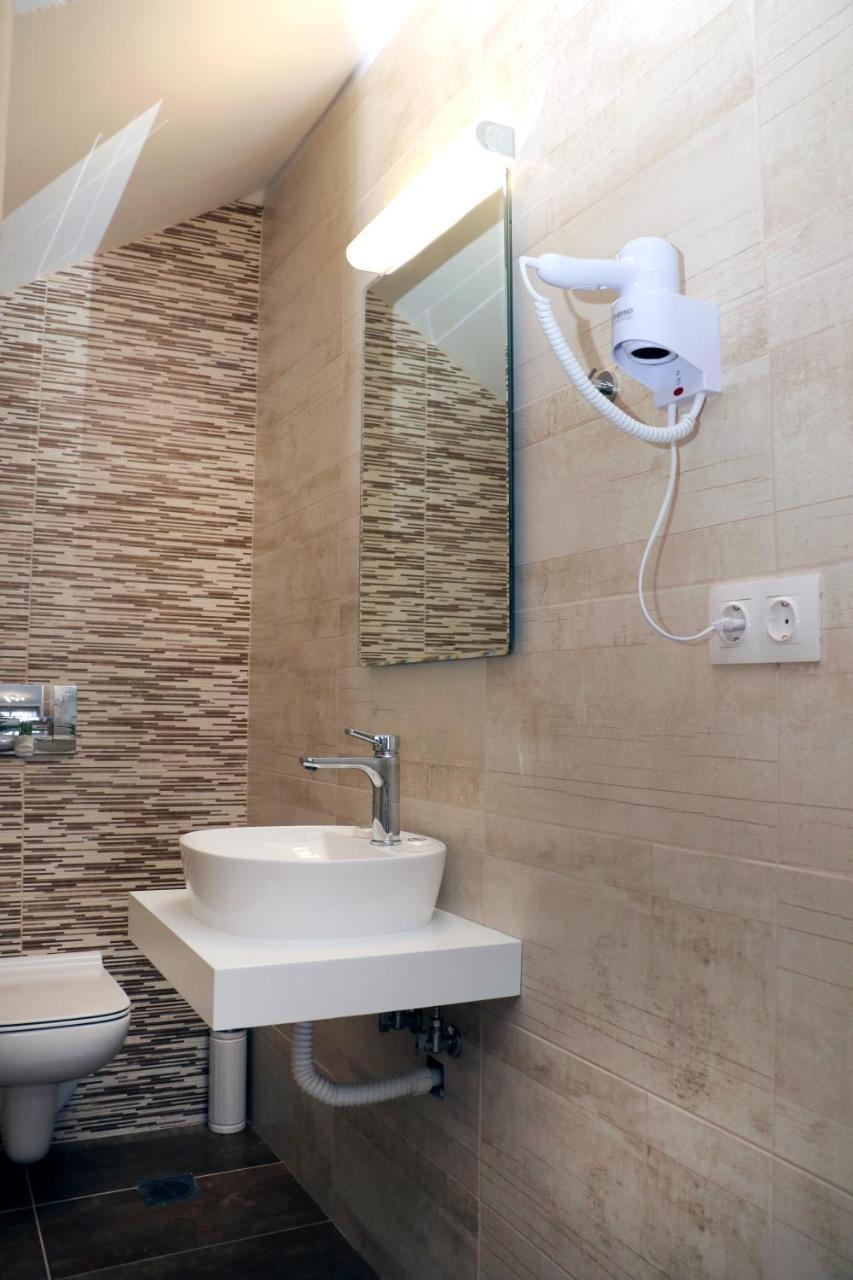 Gennadi Gardens Exclusive Apartments Bagian luar foto