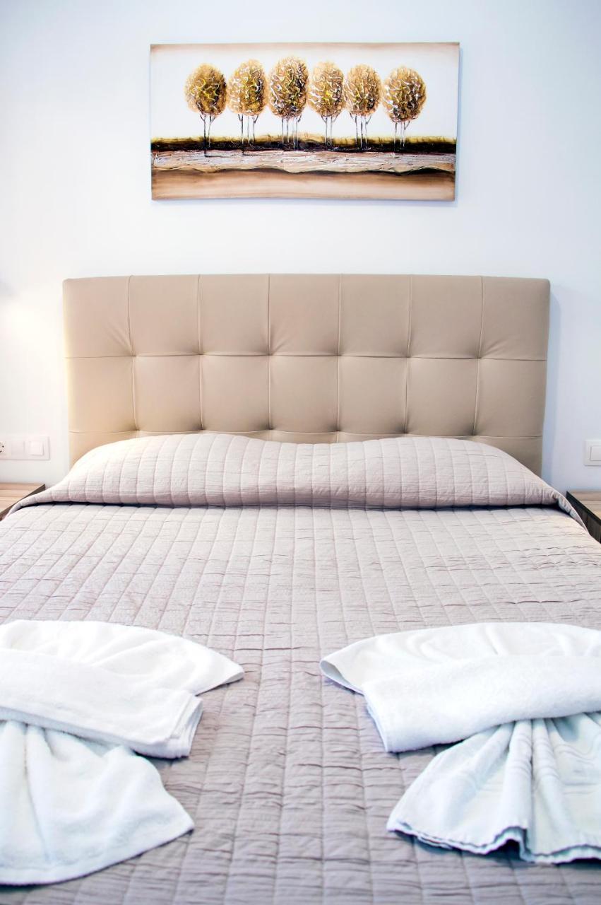 Gennadi Gardens Exclusive Apartments Bagian luar foto